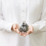 花びらのキーホルダー イニシャル